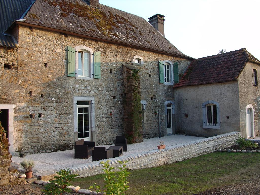 Le Buala Maison D'Hotes Bed & Breakfast Antist Bagian luar foto