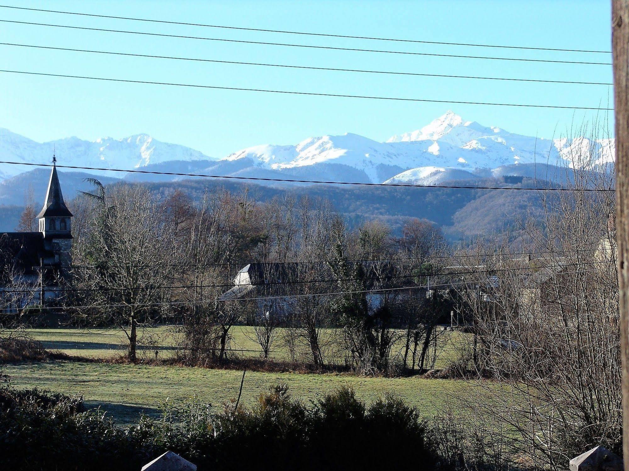 Le Buala Maison D'Hotes Bed & Breakfast Antist Bagian luar foto